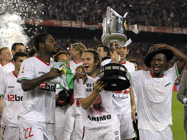 足球媒体关 足球媒体关