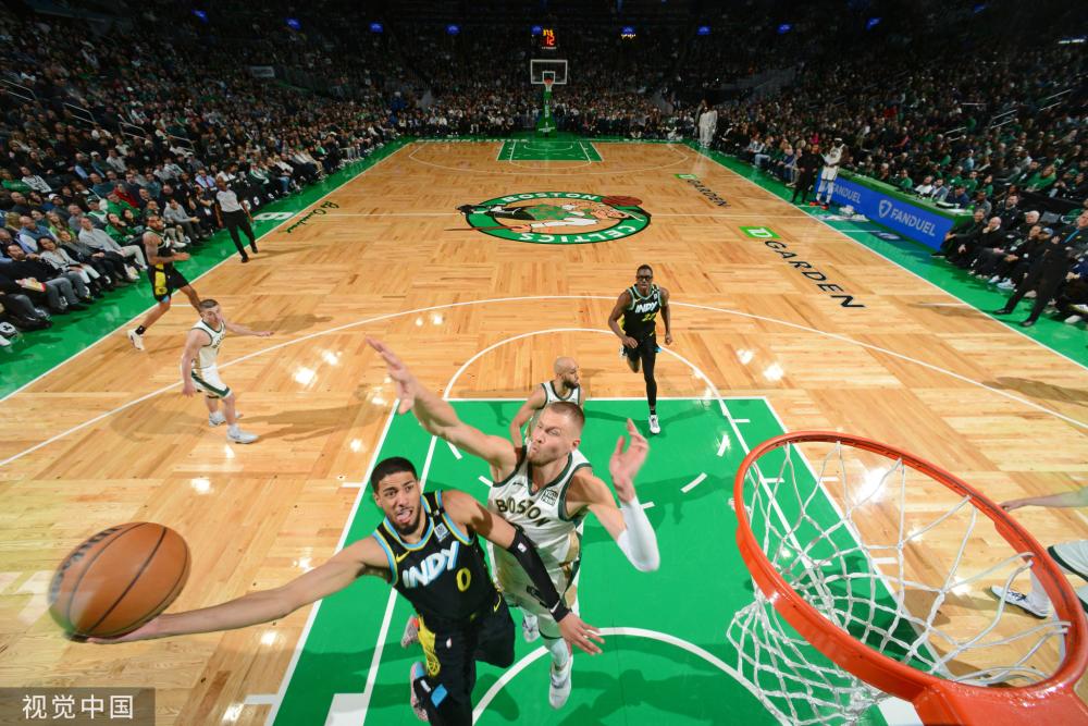 5名球员为 5名球员为